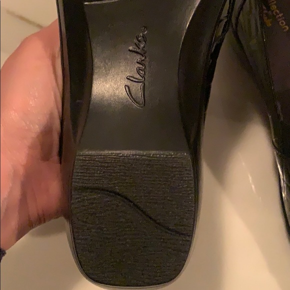 Clark’s shoes - Picture 5 of 6